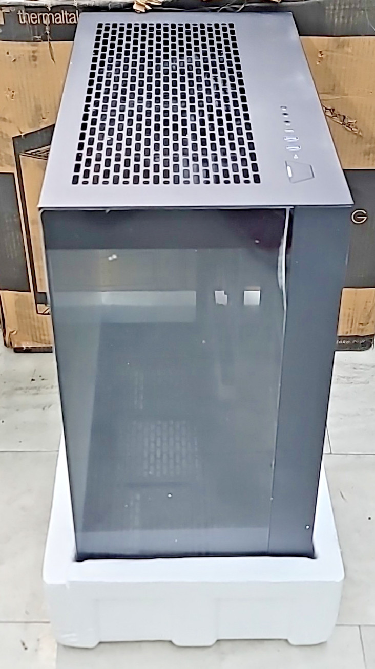Thermaltake CTE E550 TG Mid Tower E-ATX Gaming PC Case Black CA-1Z8-00M1WN-00 Thermaltake CTE E550 TG Mid Tower E-ATX Gaming PC Case Black CA-1Z8-00M1WN-00