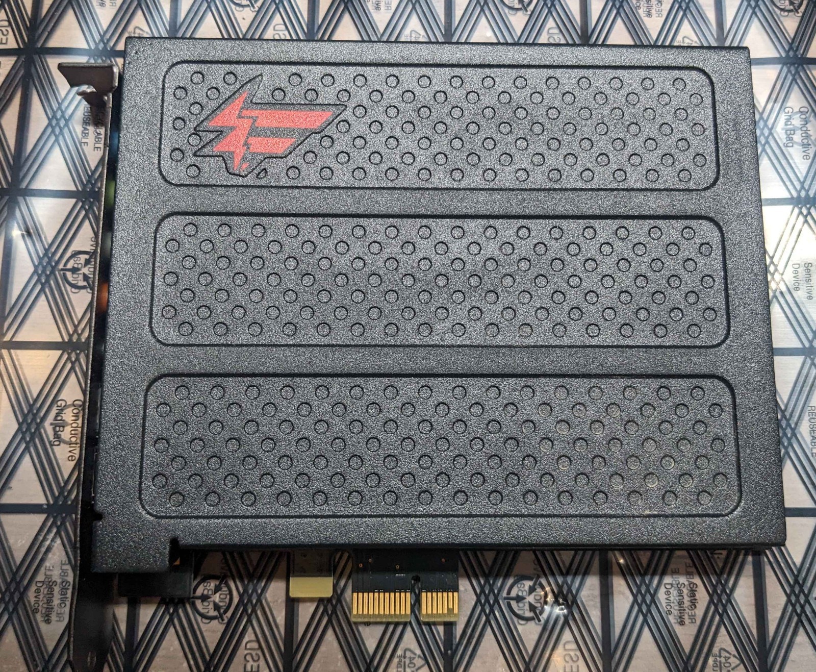 *****UNTESTED***** Creative Sound Blaster X-Fi Titanium Fatal1ty Pro Sound Card *****UNTESTED***** Creative Sound Blaster X-Fi Titanium Fatal1ty Pro Sound Card