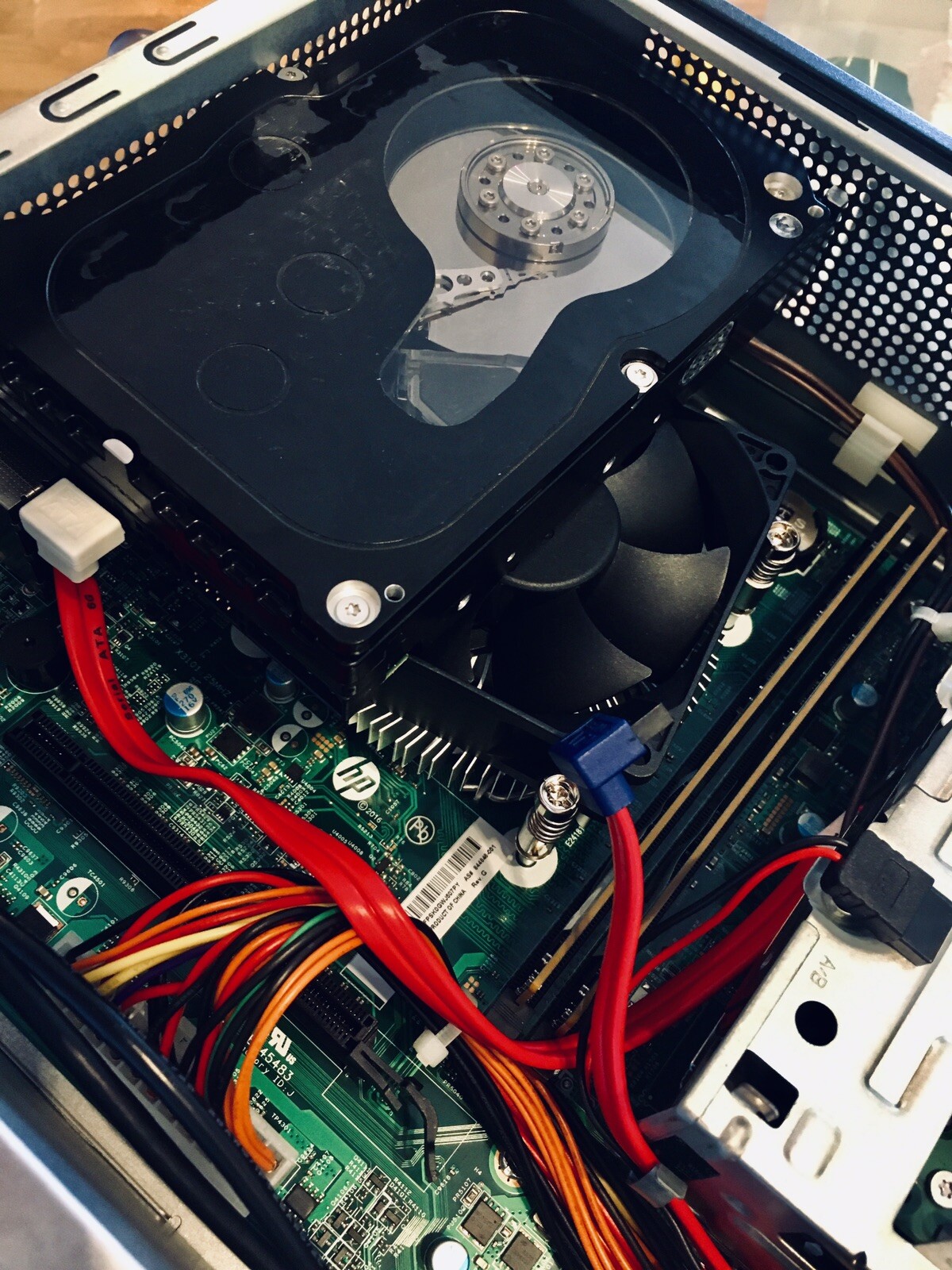 Custom Desktop PC w/ WD Western Digital Raptor X clear cover HDD (“vintage”) Custom Desktop PC w/ WD Western Digital Raptor X clear cover HDD (“vintage”)