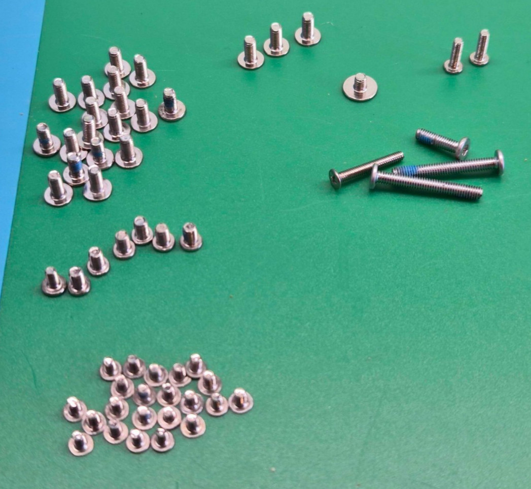 Apple iBook G3 Laptop - M6497 (Late, 2001) - 55 Replacement Screws Set Apple iBook G3 Laptop - M6497 (Late, 2001) - 55 Replacement Screws Set