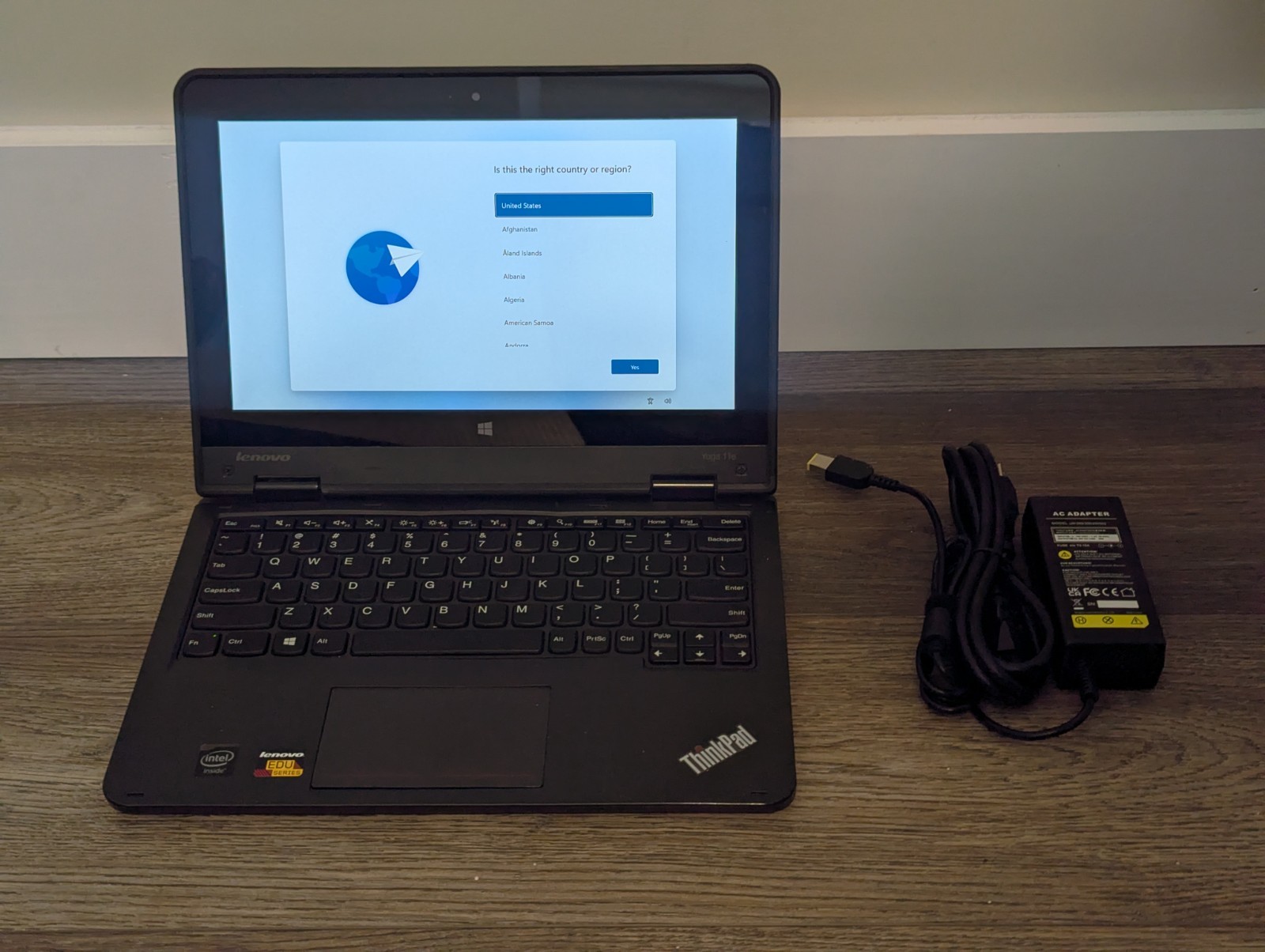 Lenovo Thinkpad Yoga 11e - Intel Celeron N2940 - 8GB RAM - 1TB SSD Lenovo Thinkpad Yoga 11e - Intel Celeron N2940 - 8GB RAM - 1TB SSD