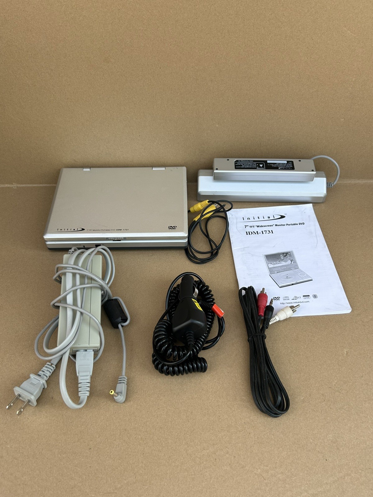 Initial IDM-1731 7” Portable DVD Player Widescreen Monitor Vintage Y2K Initial IDM-1731 7” Portable DVD Player Widescreen Monitor Vintage Y2K