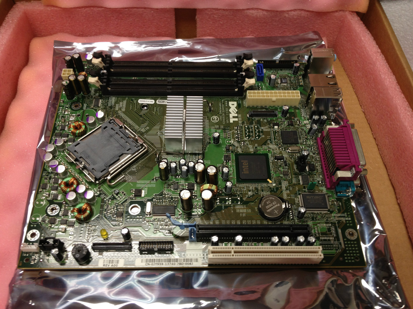 NEW ORIGINAL  DELL OPTIPLEX GX280 P4 SYSTEM BOARD JY959