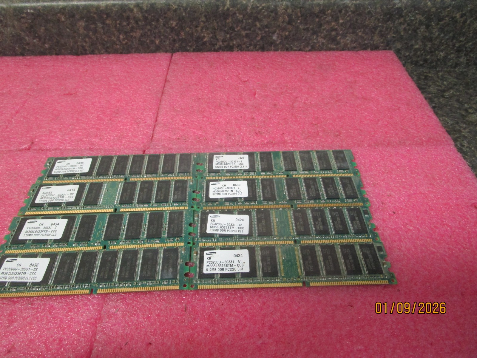 Qty (8) Samsung RAM Memory PC3200U DDR PC3200 CL3 ECC