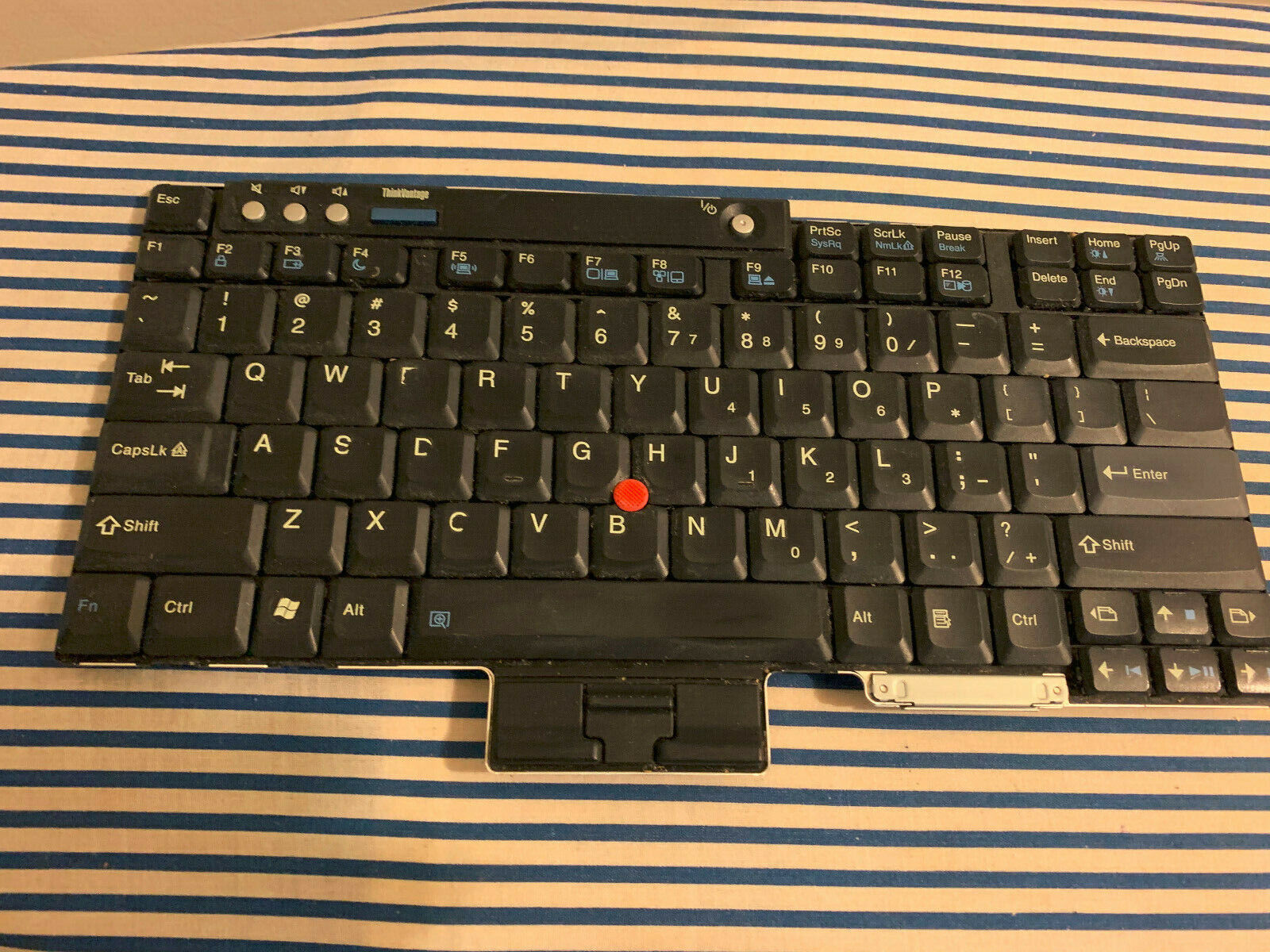  IBM Lenovo oem keyboard,Part No  42T3970 FRU# 42T4002