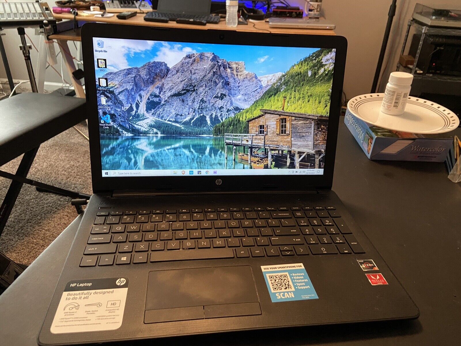 HP Laptop 15-db0066wm