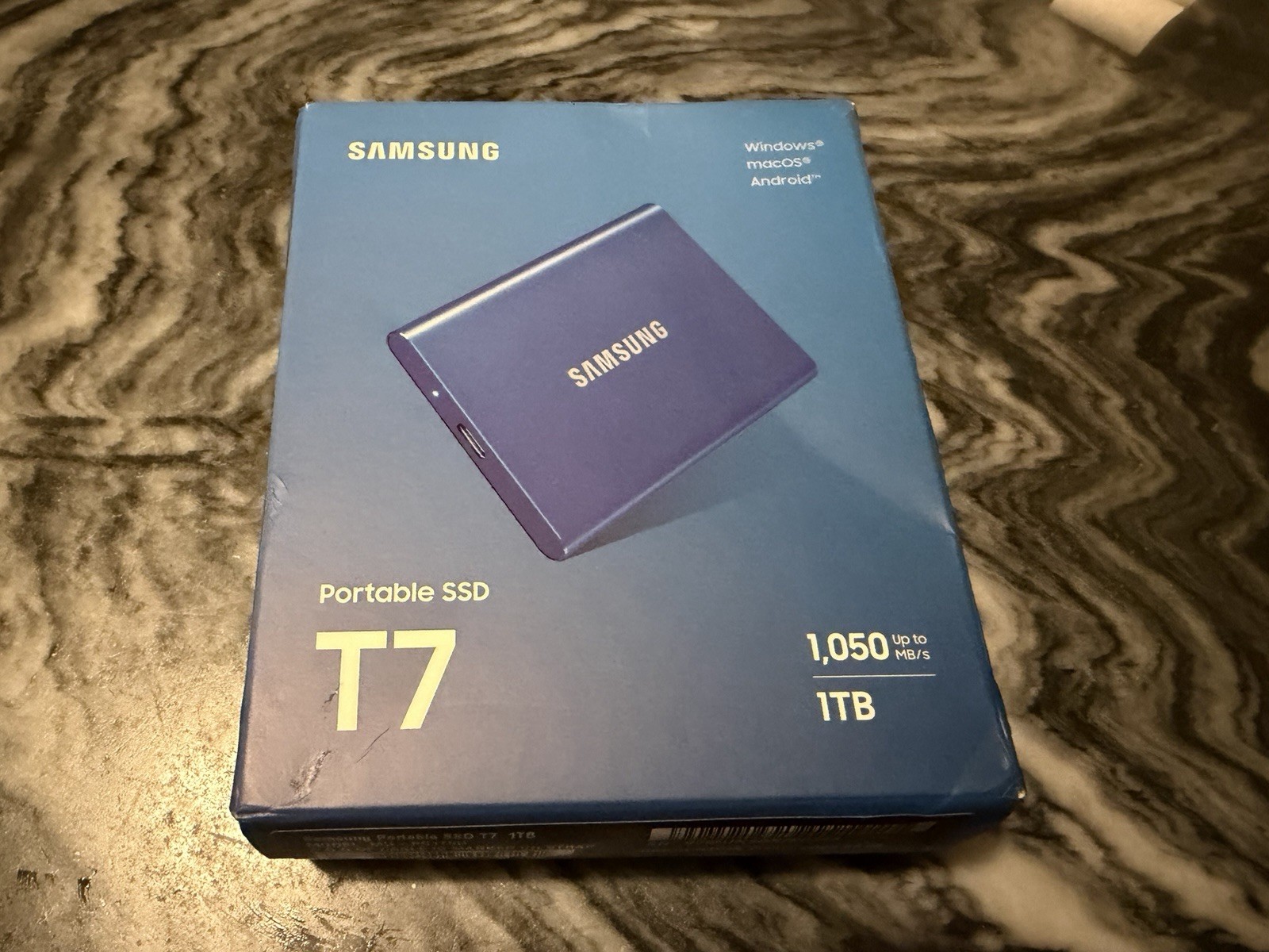 SAMSUNG T7 Portable SSD 1TB Indigo Blue USB 3.2 Gen2 External MU-PC1T0H/AM SAMSUNG T7 Portable SSD 1TB Indigo Blue USB 3.2 Gen2 External MU-PC1T0H/AM