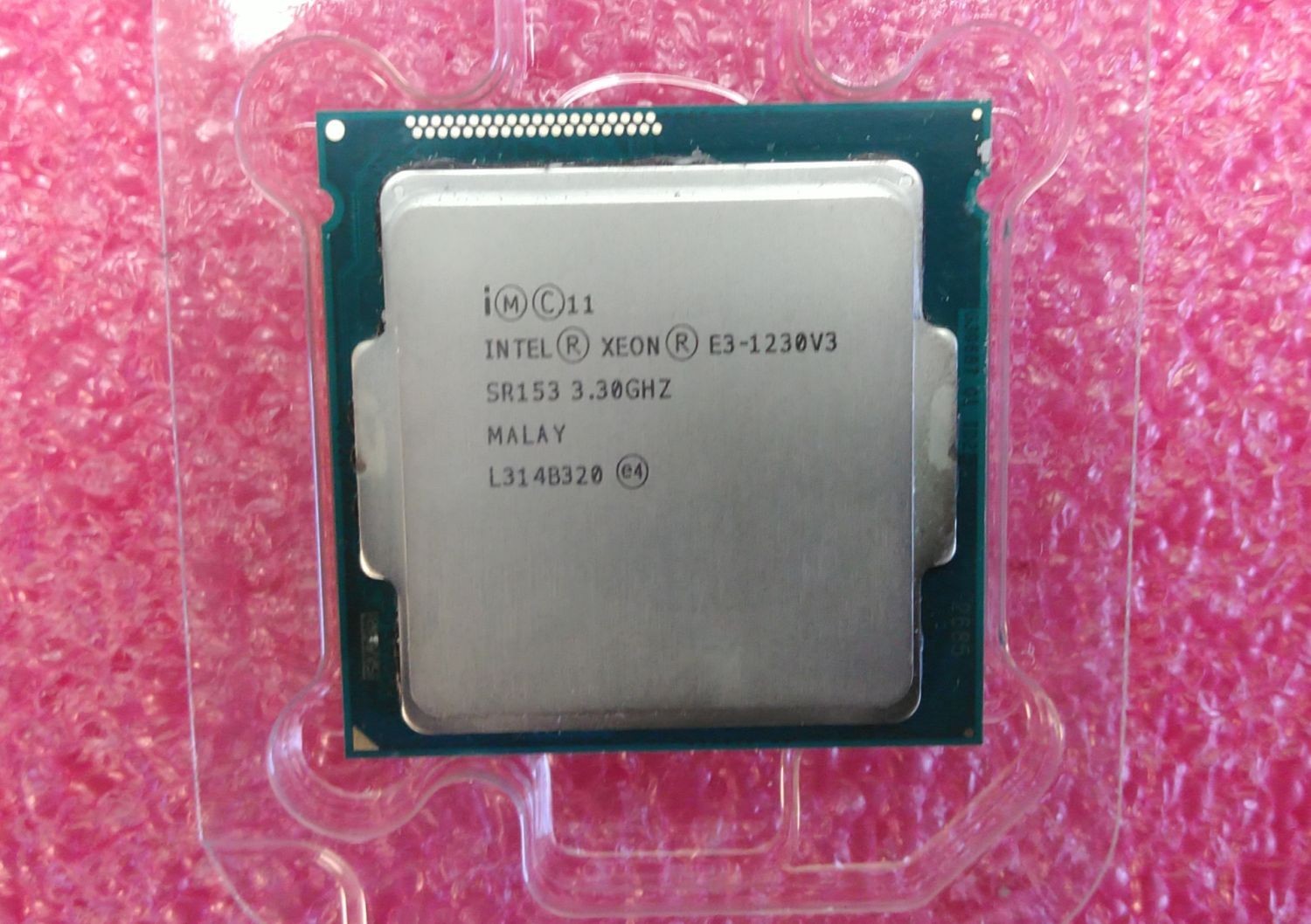 Intel Xeon E3-1230 v3 SR153 3.3GHz Quad Core LGA 1150 CPU Processor Intel Xeon E3-1230 v3 SR153 3.3GHz Quad Core LGA 1150 CPU Processor