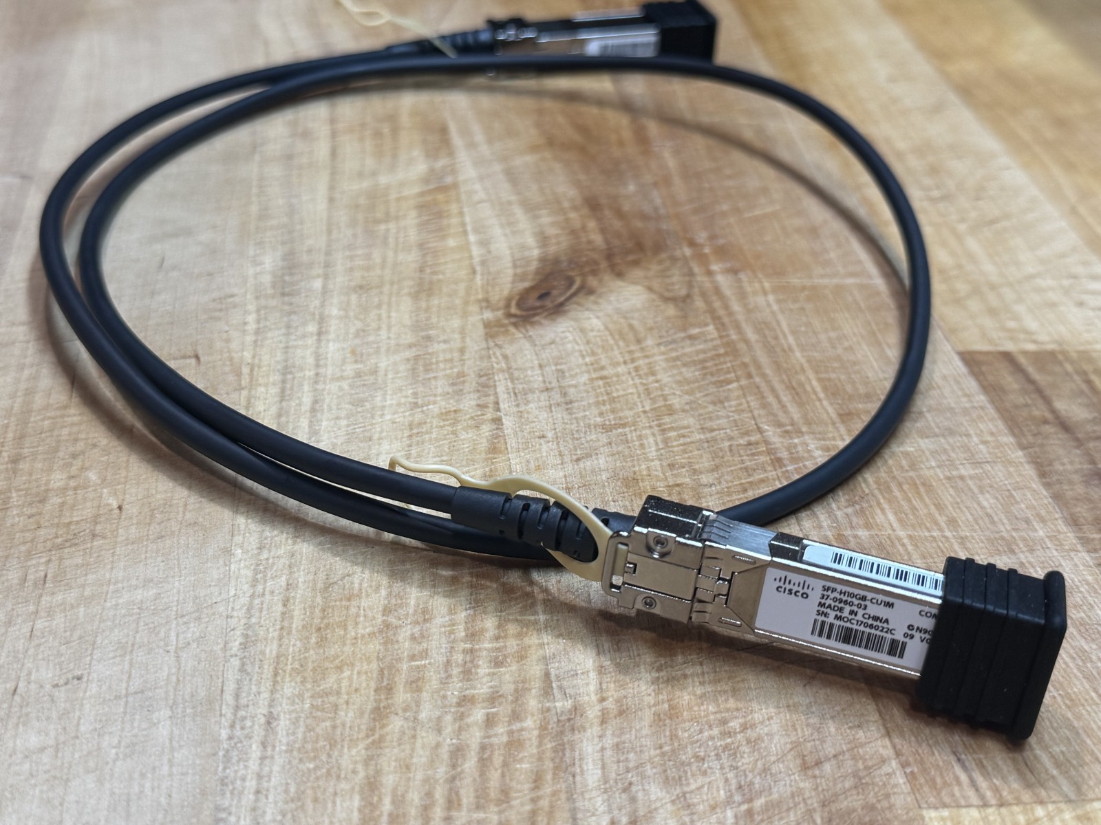 Cisco SFP-H10GB-CU Series 10Gb SFP+ Direct Attach Copper (DAC) Cables Cisco SFP-H10GB-CU Series 10Gb SFP+ Direct Attach Copper (DAC) Cables
