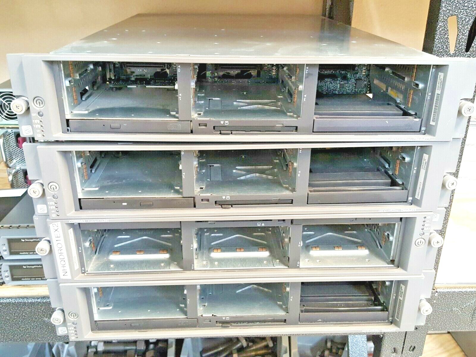 Compaq ProLiant DL380 Server Case Enclosure 3902Q002 Agency Series ES1016 Compaq ProLiant DL380 Server Case Enclosure 3902Q002 Agency Series ES1016