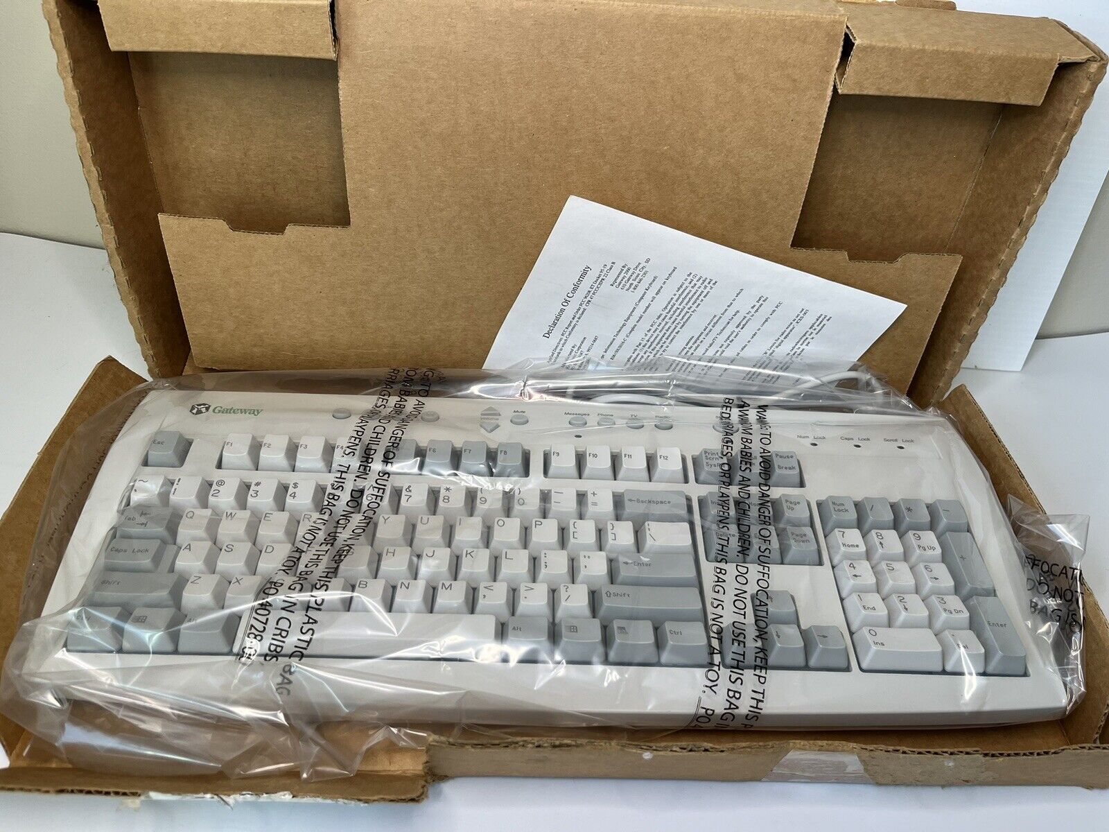 Vintage Wired Gateway Mechanical Keyboard 7001603 2000 PS/2