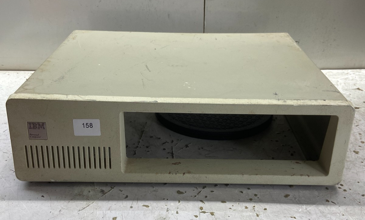 IBM Personal Computer Shell Top Cover 0008914 IBM Personal Computer Shell Top Cover 0008914