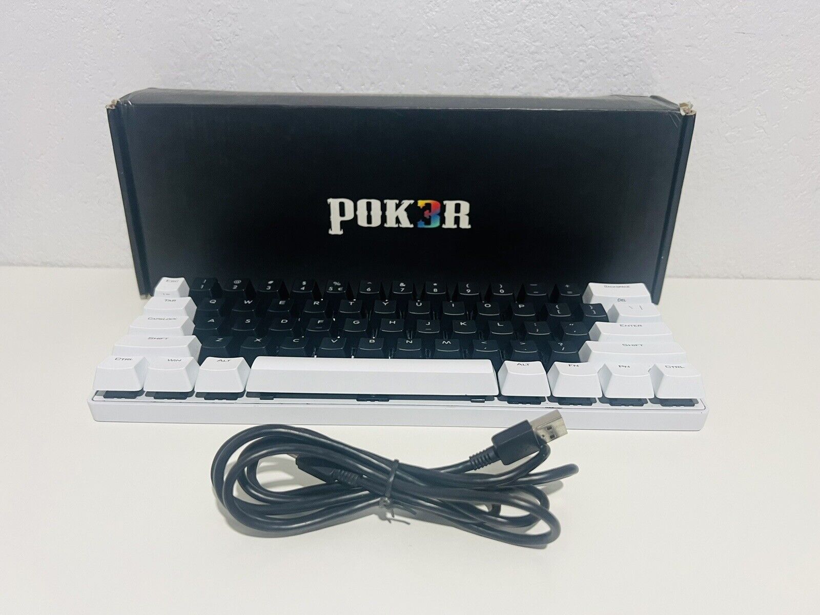 Vortex Pok3r VTG-6100 RGB Keyboard