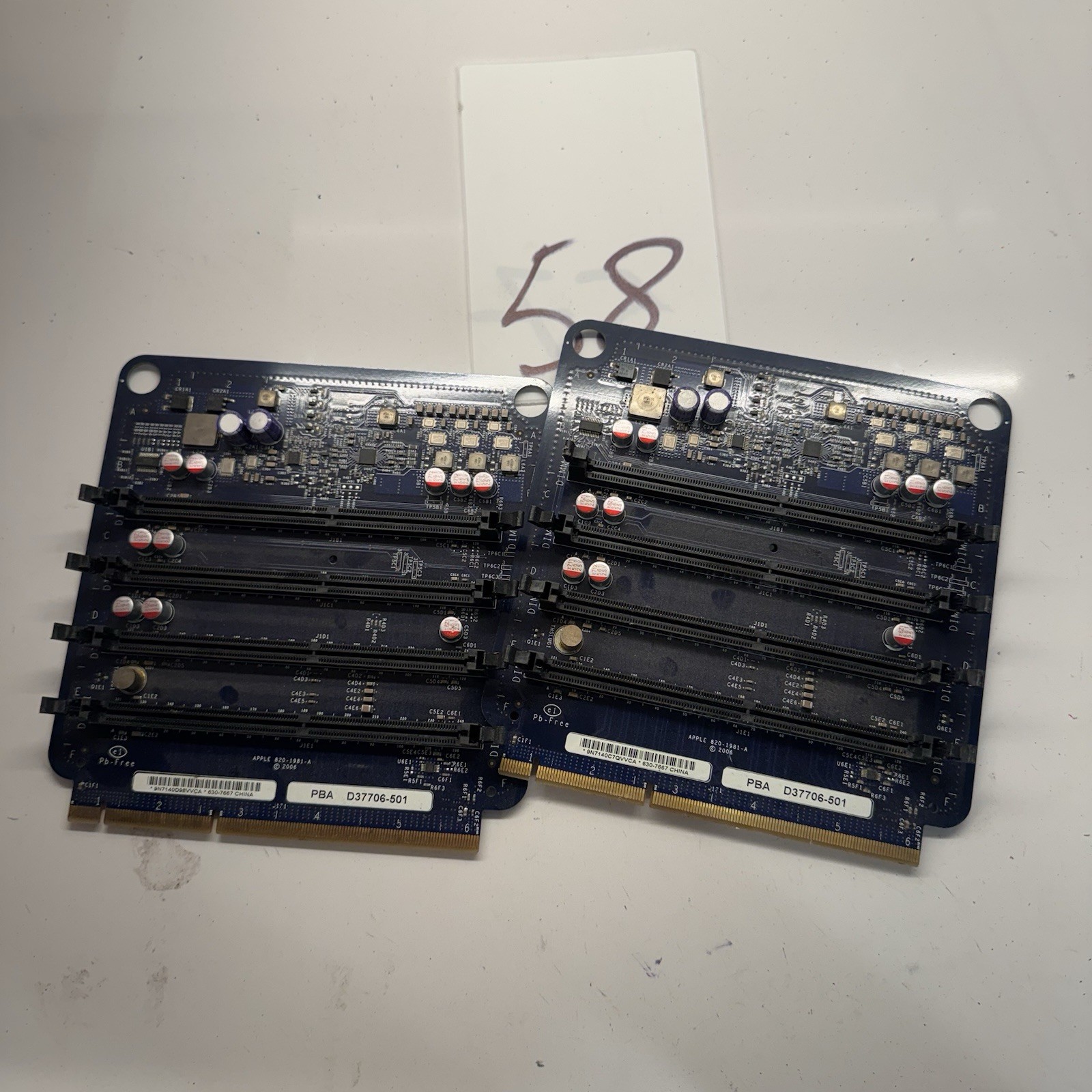 Apple Mac Pro 1,1 A1186 2006-2007 Memory Riser Pair Board 630-7667 820-1981-A