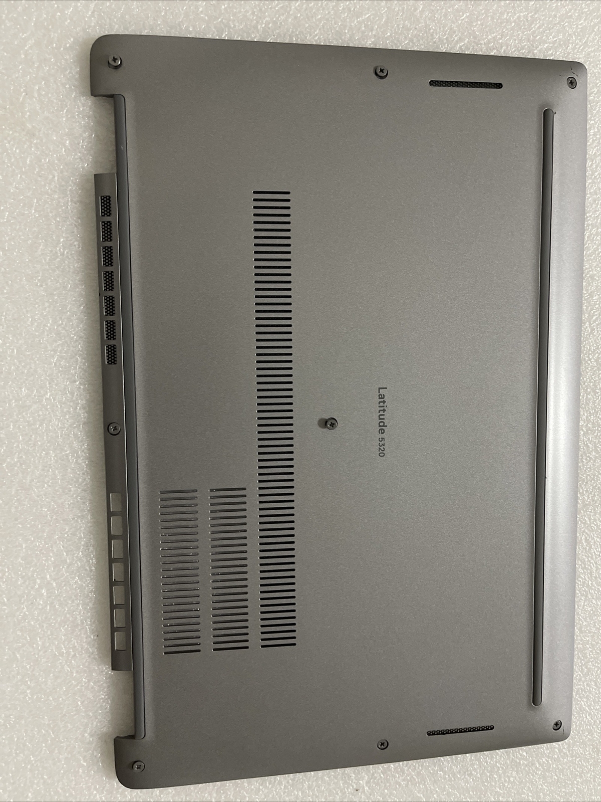 Genuine Dell Latitude 5320 Laptop Bottom Base Lower Cover 007N8 0007N8 H1C1S1 Genuine Dell Latitude 5320 Laptop Bottom Base Lower Cover 007N8 0007N8 H1C1S1