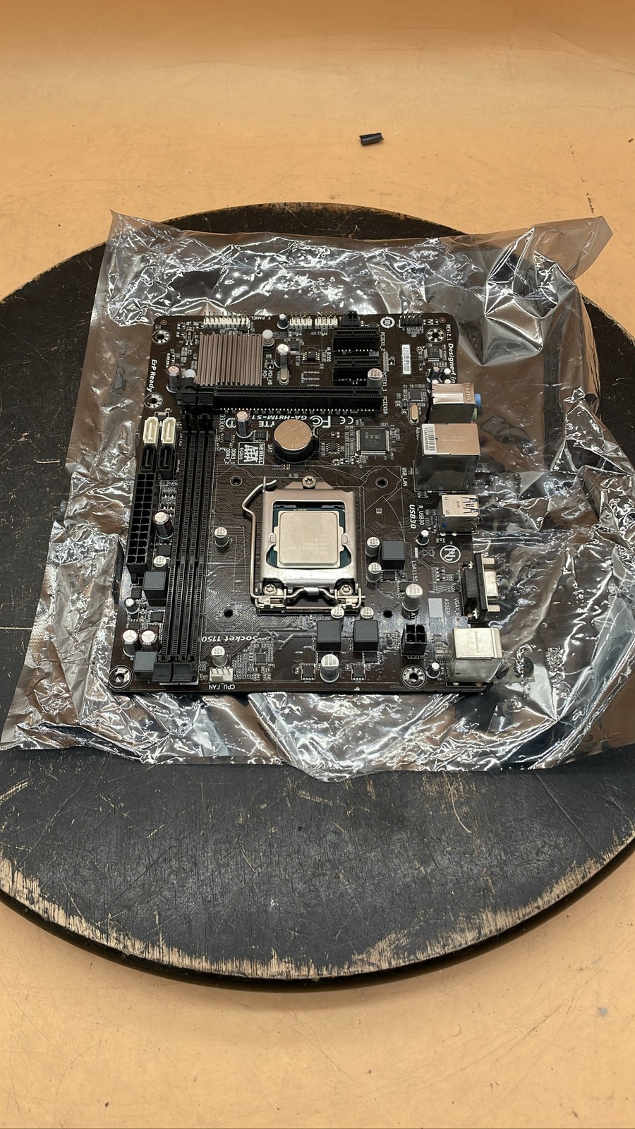 Gigabyte GA-H81M-S1 LGA1150 Micro ATX Motherboard Unit w/ Intel Pentium CPU Gigabyte GA-H81M-S1 LGA1150 Micro ATX Motherboard Unit w/ Intel Pentium CPU