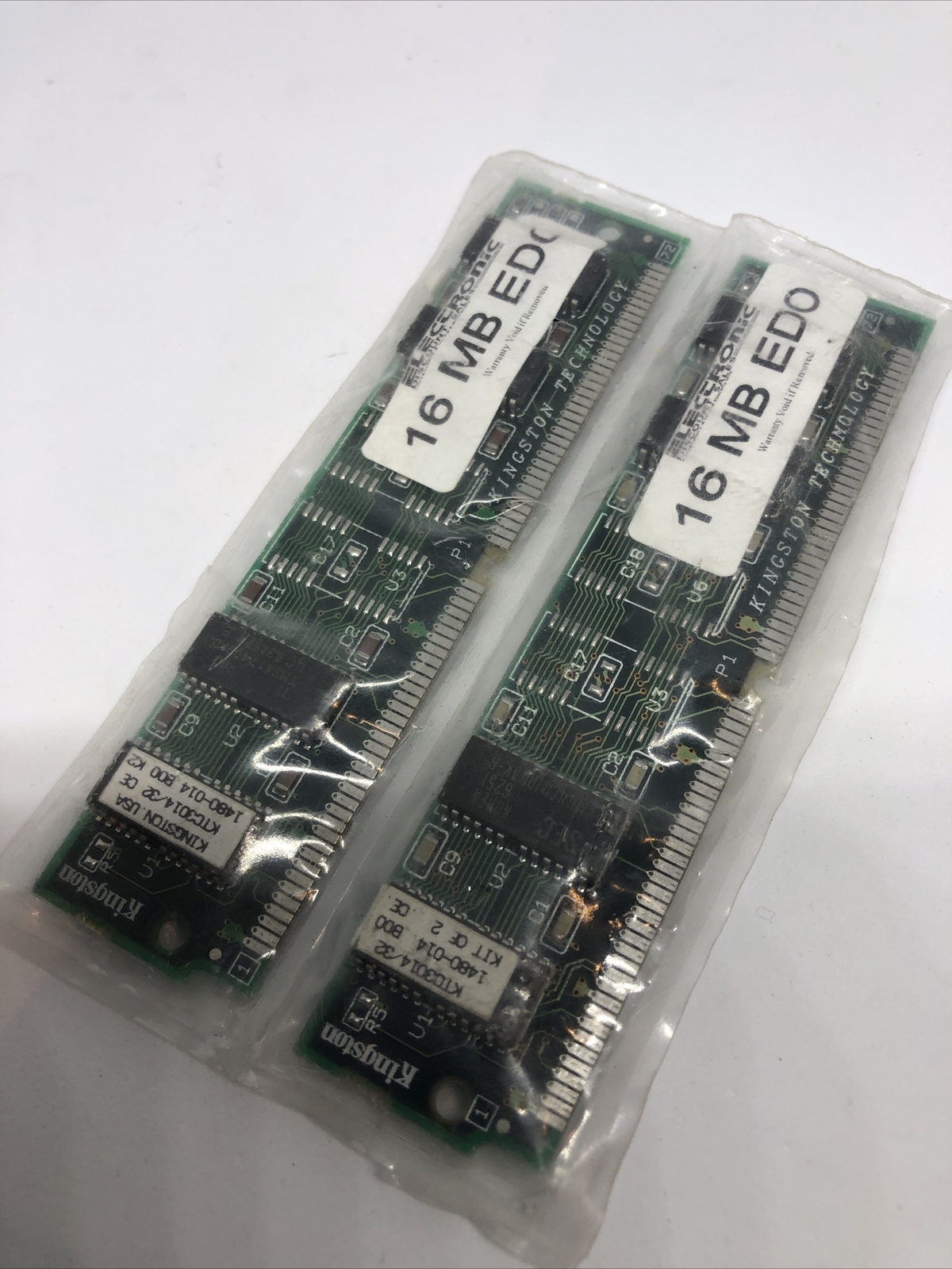 32MB EDO (2pcs of 16mb) 60NS SIMM 72-PIN 5V 2X32 for IBM PC or MAC Macintosh