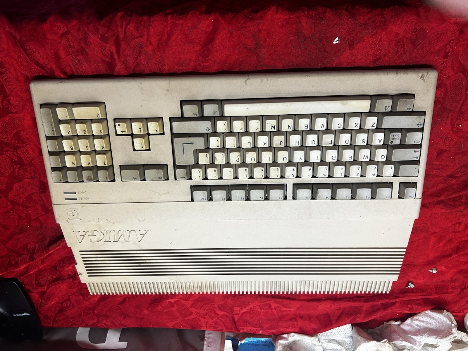 Amiga Commodore A500 - Untested-For Parts or Repair - Vintage Amiga Commodore A500 - Untested-For Parts or Repair - Vintage