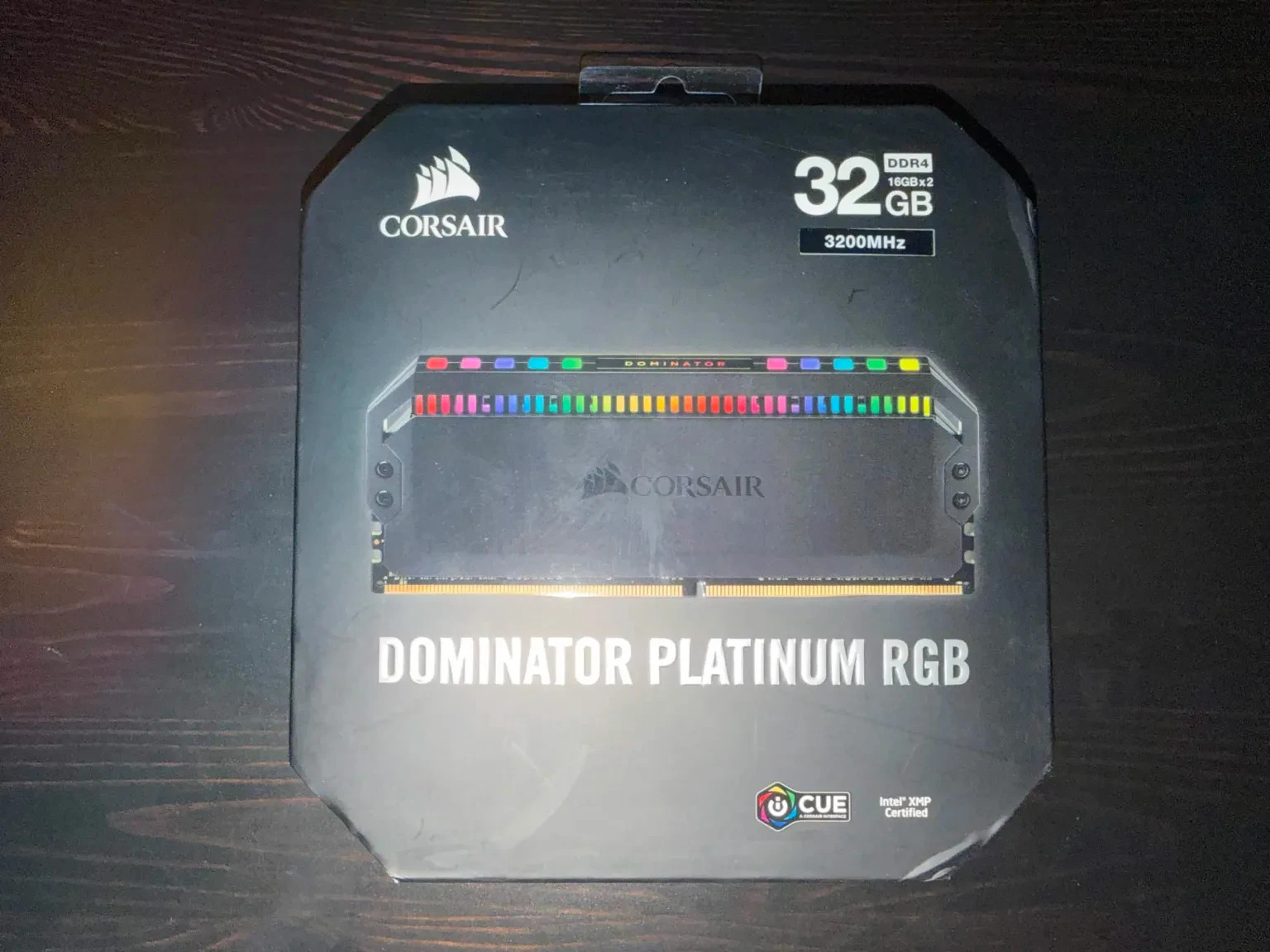 Corsair Dominator Platinum RGB 32GB (2x16GB) DDR4 3200 CL16 ~ 