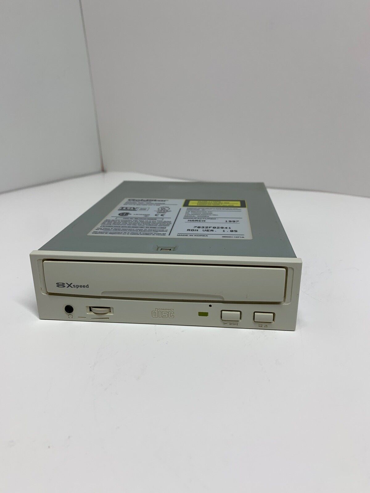 GoldStar LG Electronics GCD-R580B CD-ROM DRIVE 8x