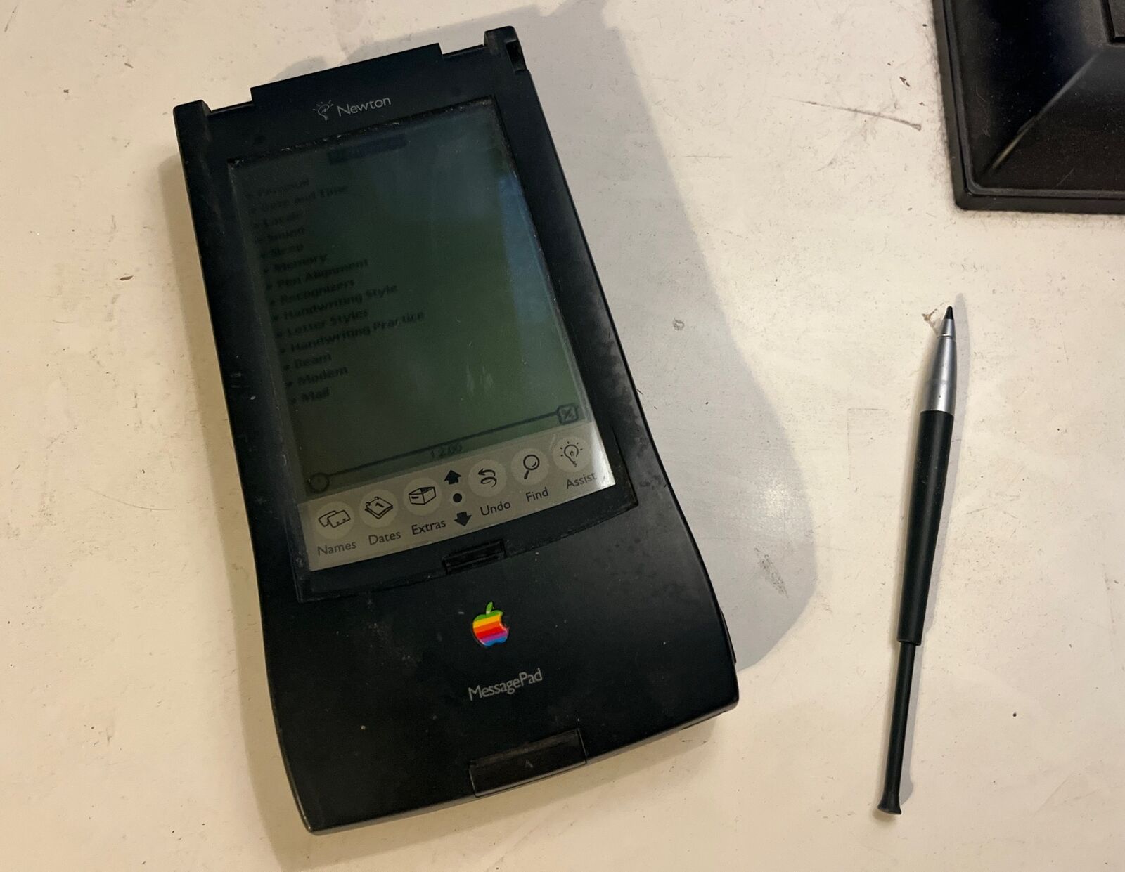 Apple Newton MessagePad 110 PDA H0059 Vintage Working with Stylus Pen