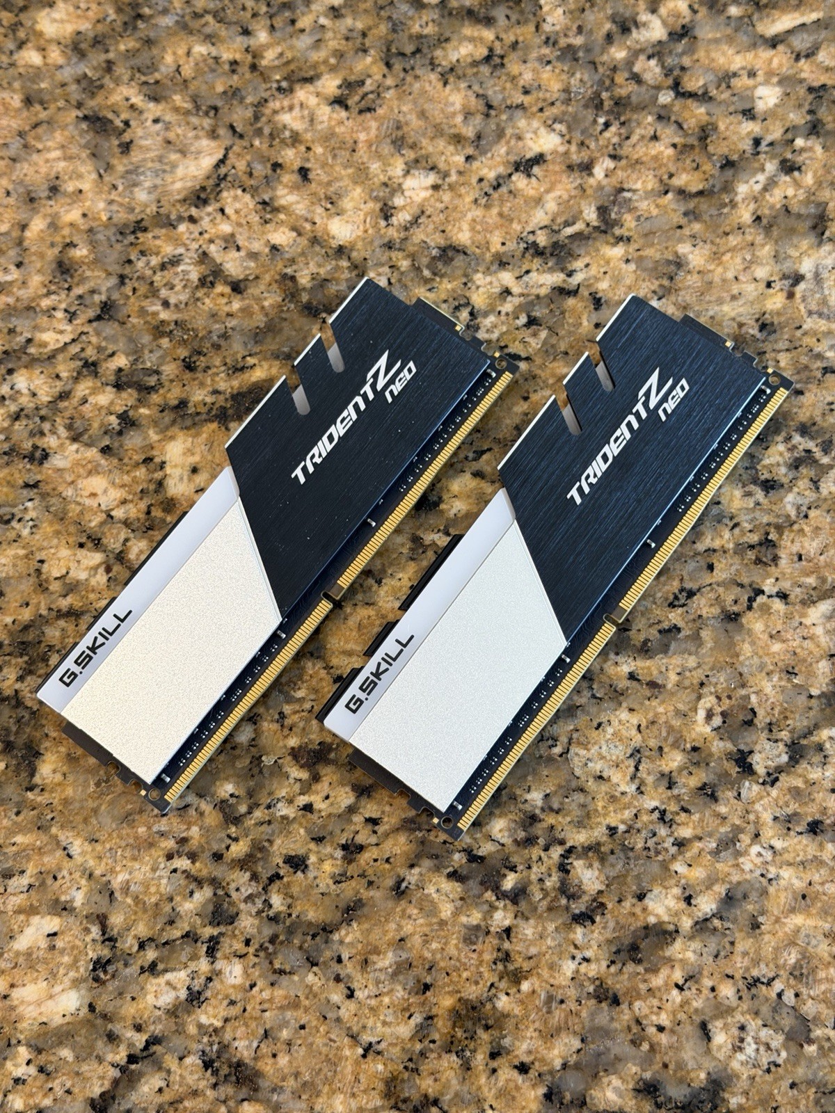 G Skill Trident Z Neo 32gb RAM G Skill Trident Z Neo 32gb RAM