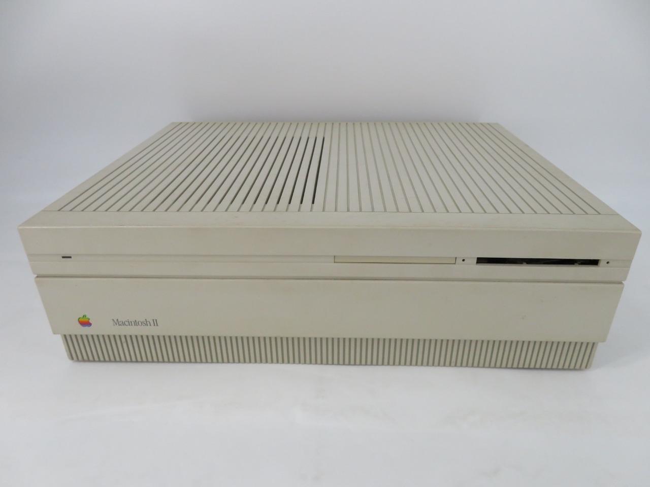AS IS - Vintage Apple Macintosh II 2 M5000 Computer * * NO POWER * * UNTESTED