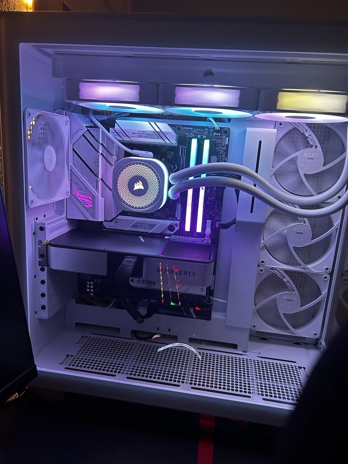 All White Custom Built Gaming PC | Ryzen 9 7950x, 3060 ti, 32GB Ram, AIO Cooled All White Custom Built Gaming PC | Ryzen 9 7950x, 3060 ti, 32GB Ram, AIO Cooled