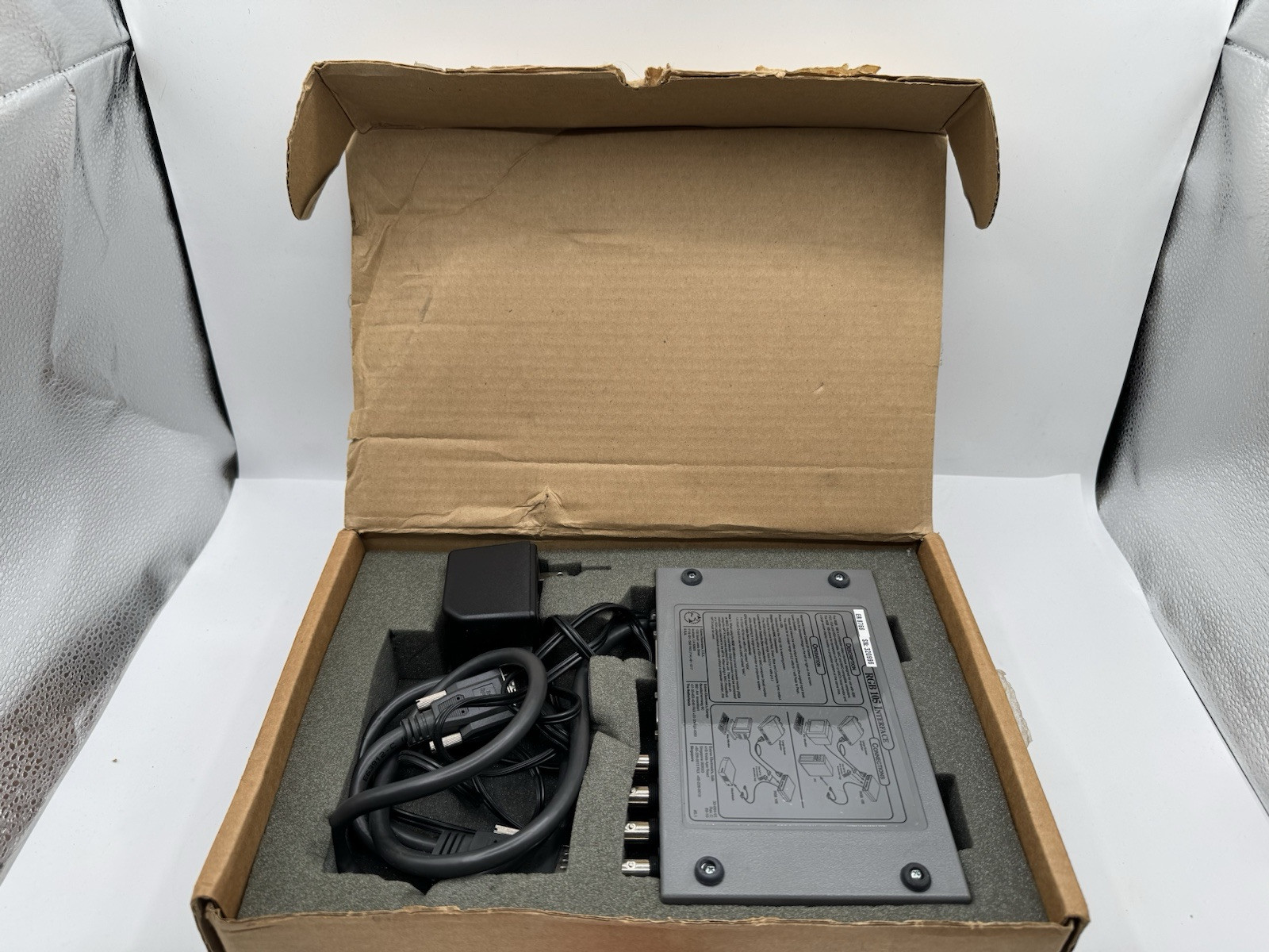 Extron Electronics RGB 105 w/Power Supply and CPU/PWR Input Powers On UNTESTED Extron Electronics RGB 105 w/Power Supply and CPU/PWR Input Powers On UNTESTED