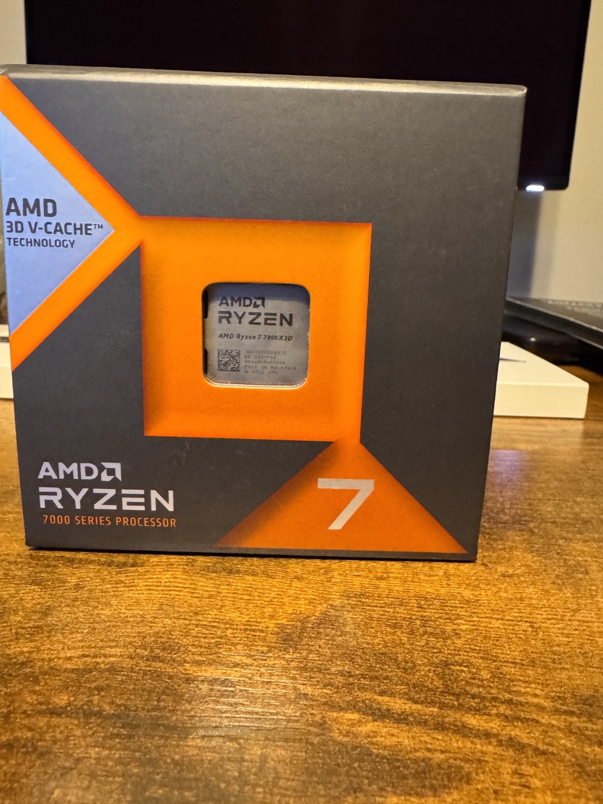 AMD Ryzen 7 7800X3D Processor (5 GHz, 8 Cores, Socket AM5) Boxed -...