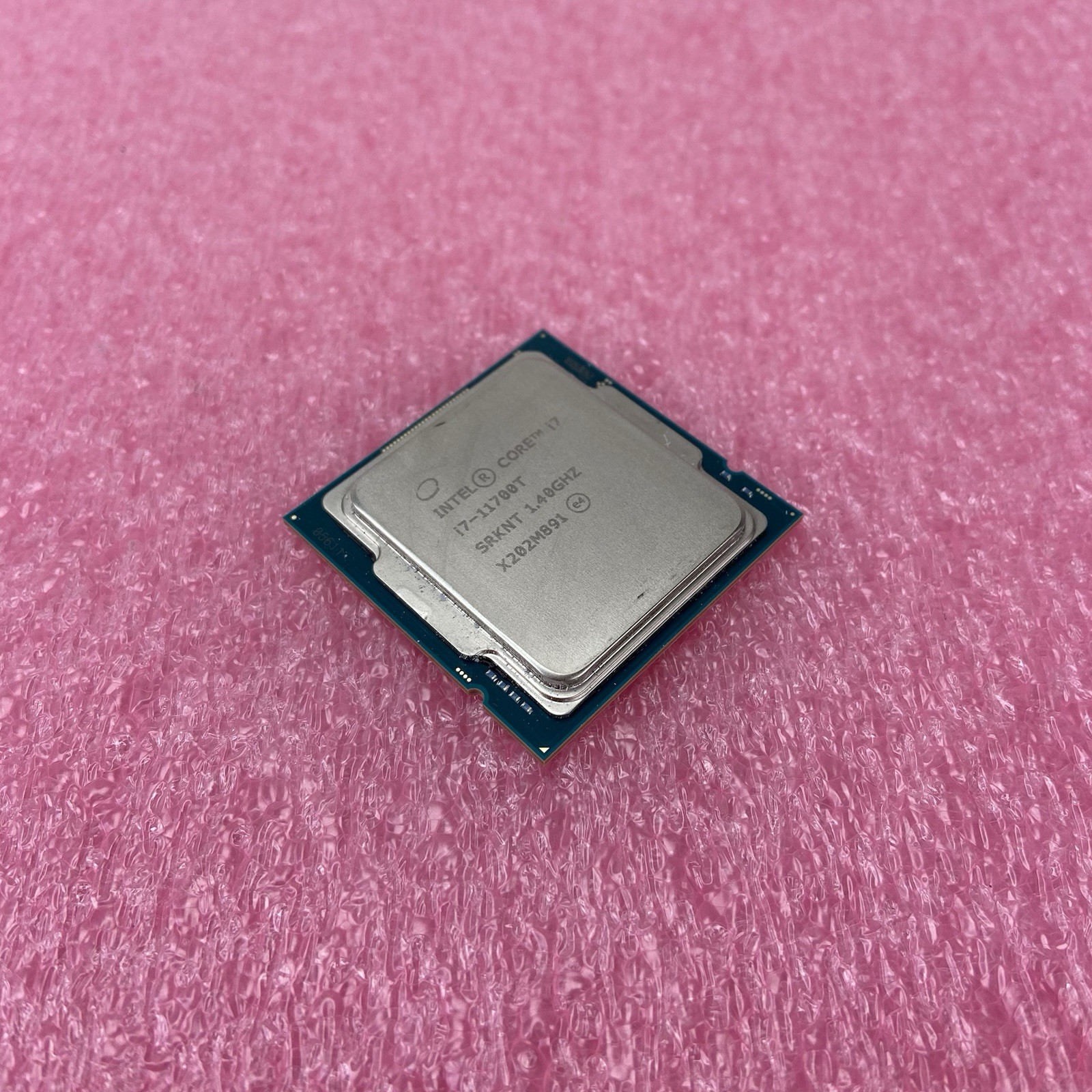 Intel Core i7-11700T SRKNT 1.4GHz Desktop CPU Intel Core i7-11700T SRKNT 1.4GHz Desktop CPU