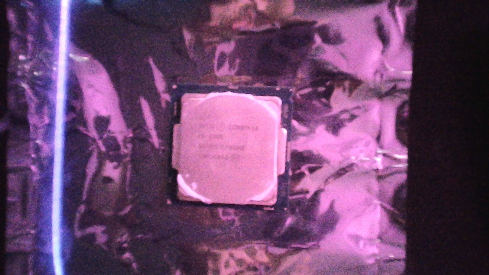 intel i3 8300 3.70 GHZ Desktop cpu intel i3 8300 3.70 GHZ Desktop cpu
