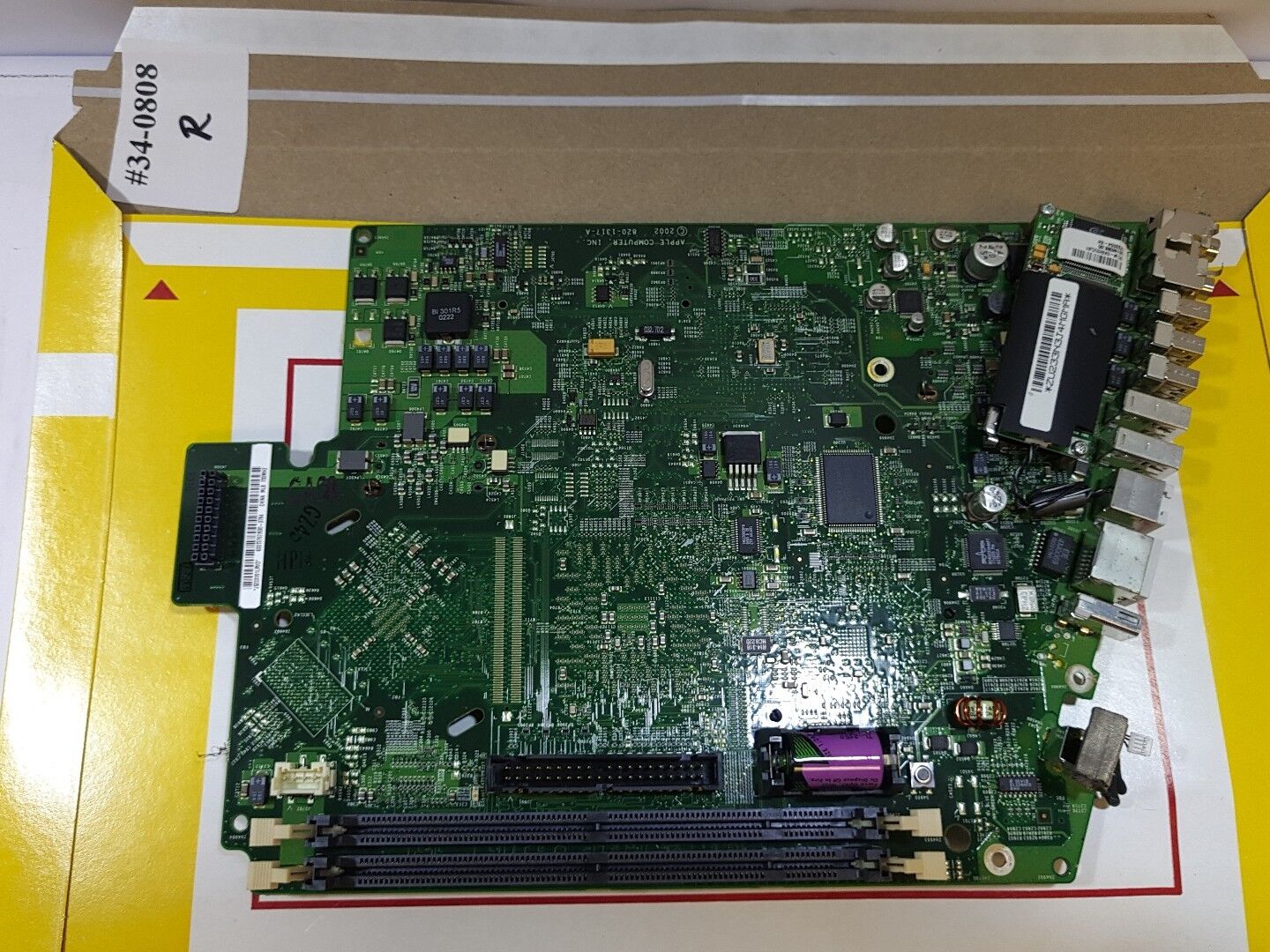 - Apple 820-1317-A EMAC 700mhz Logic System Motherboard
