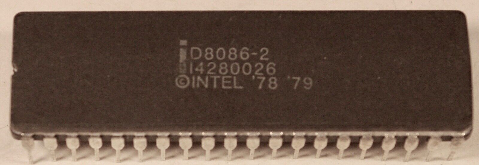 D8086-2 INTEL  16-BIT, 8MHz, MICROPROCESSOR, CDIP40