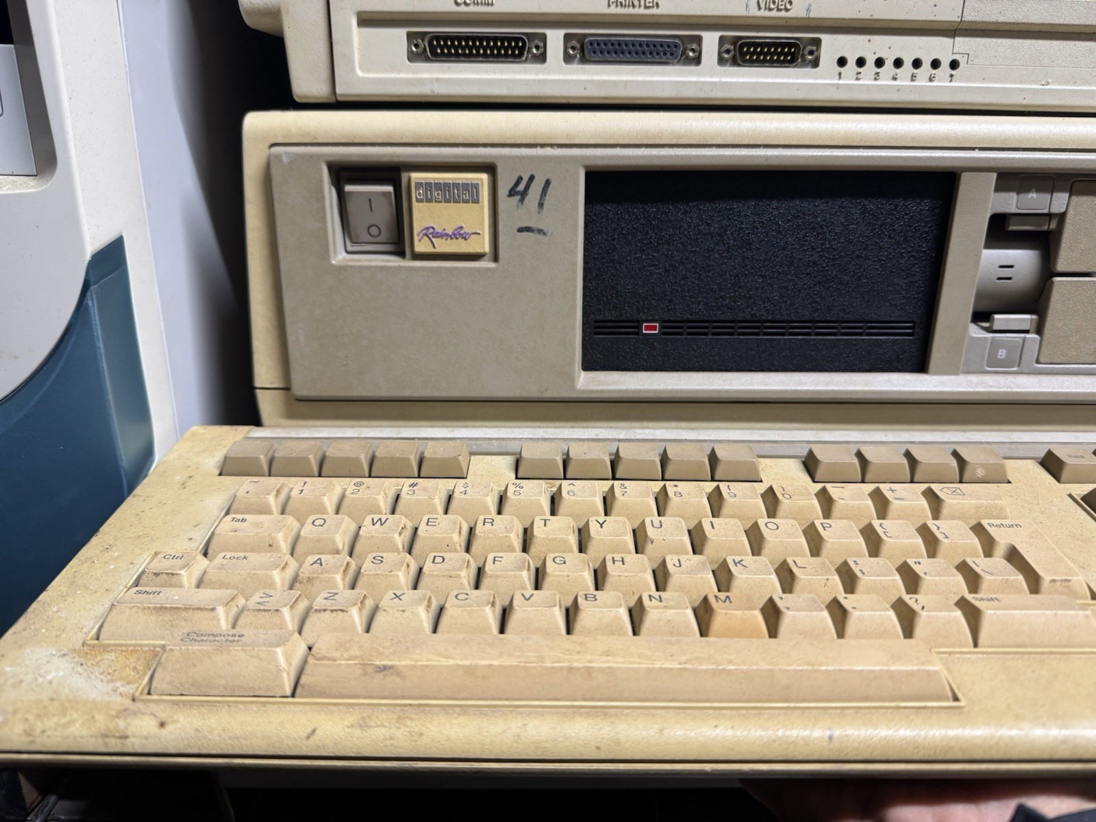 DEC Digital Rainbow Pc-100 Pc 100-B Vintage Desktop Computer Untested DEC Digital Rainbow Pc-100 Pc 100-B Vintage Desktop Computer Untested