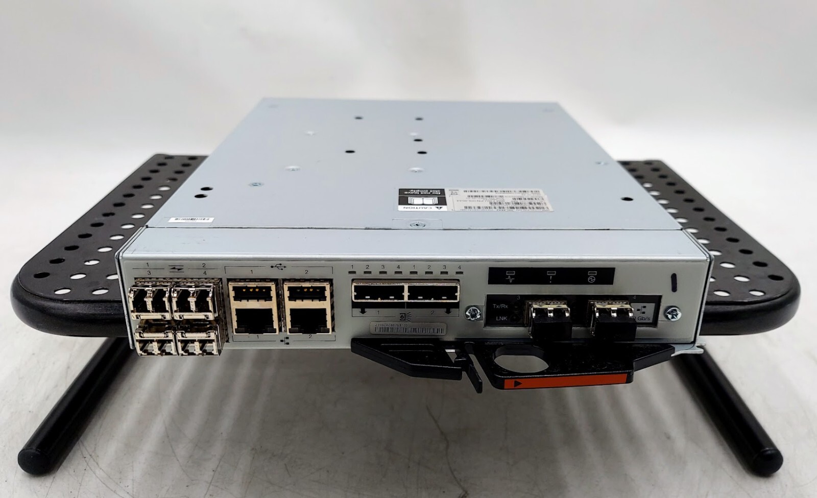 IBM 00L4642 V7000 Type 300 Node Canister 00L4644 w/ 6x FINISAR FTLF8528P IBM 00L4642 V7000 Type 300 Node Canister 00L4644 w/ 6x FINISAR FTLF8528P