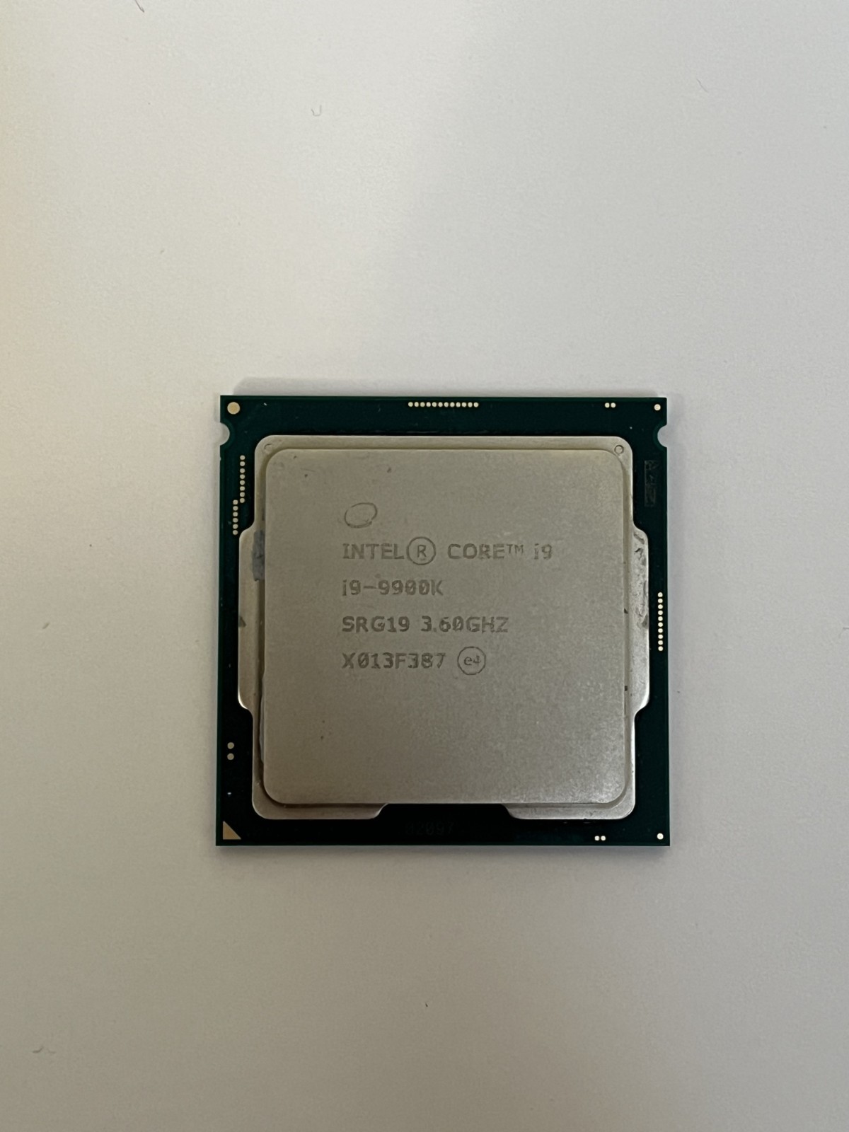 Intel Core i9-9900k 3.60 GHz CPU Coffee Lake LGA 1151 Intel Core i9-9900k 3.60 GHz CPU Coffee Lake LGA 1151
