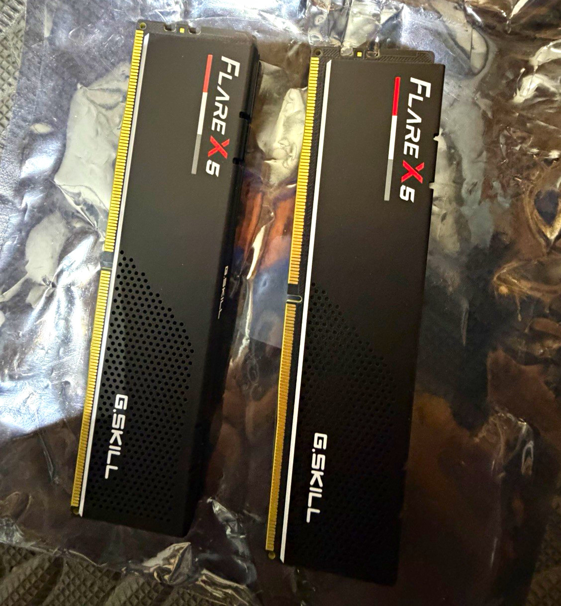 G.SKILL Flare X5 32GB (2x16GB) DDR5-6000 DIMM Non-ECC RAM F5-6000J3238F16GX2-FX5 G.SKILL Flare X5 32GB (2x16GB) DDR5-6000 DIMM Non-ECC RAM F5-6000J3238F16GX2-FX5