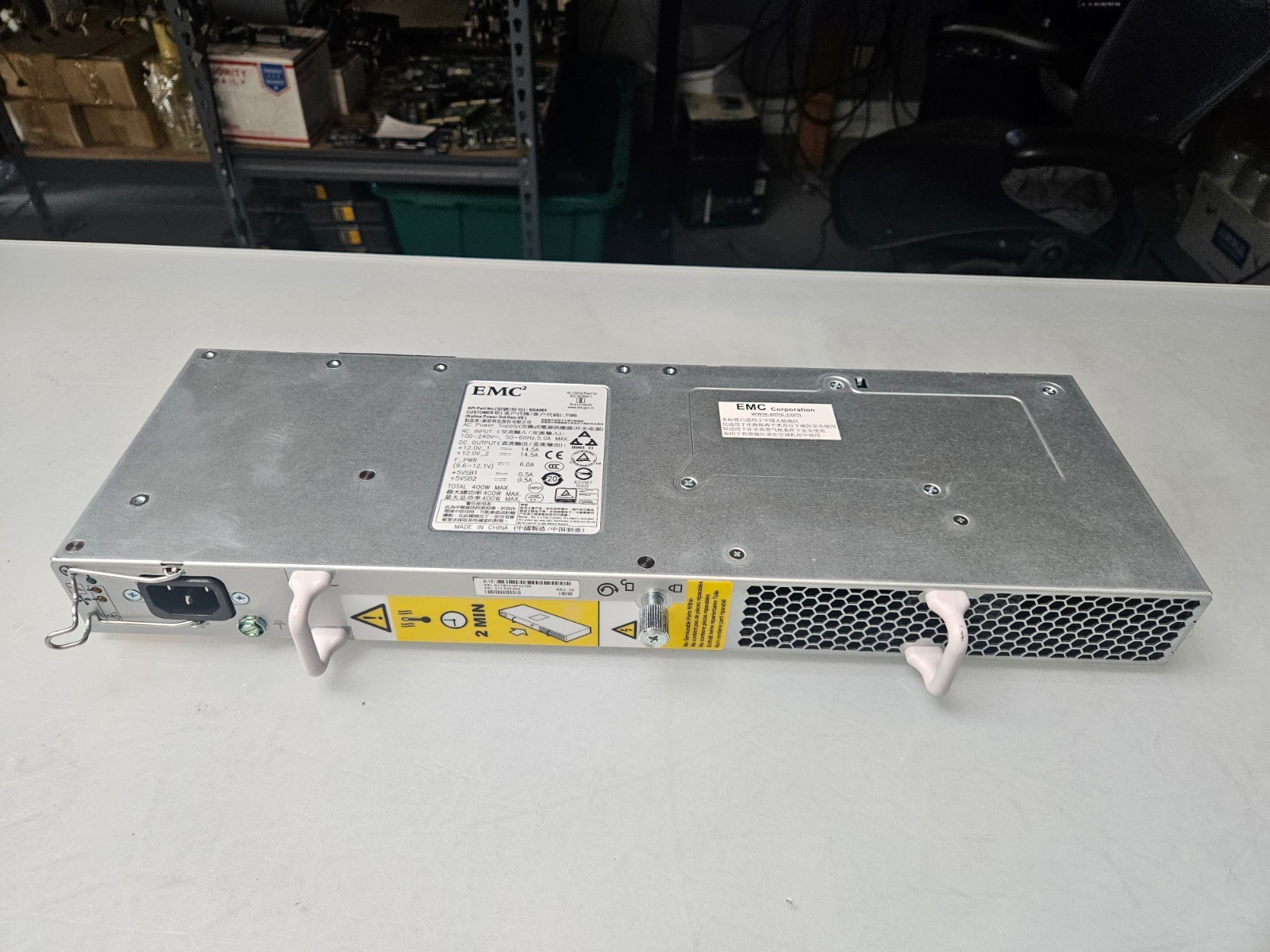 EMC 071-000-553 KTN-STL4 400W Power Supply SGA001