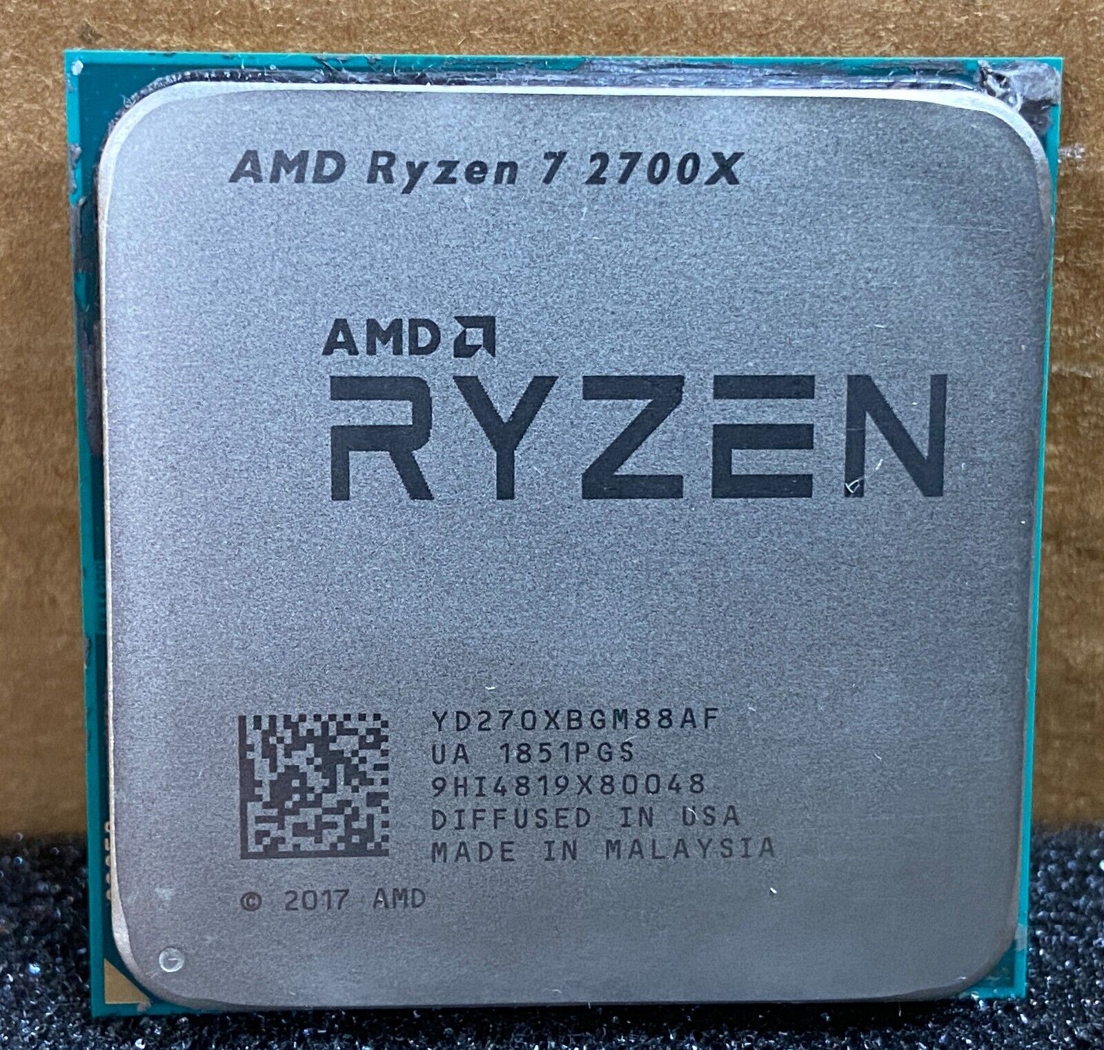 AMD RYZEN 7 2700X 3.7 to 4.3 GHz 8 Cores 16 Threads AM4 Desktop Processor CPU