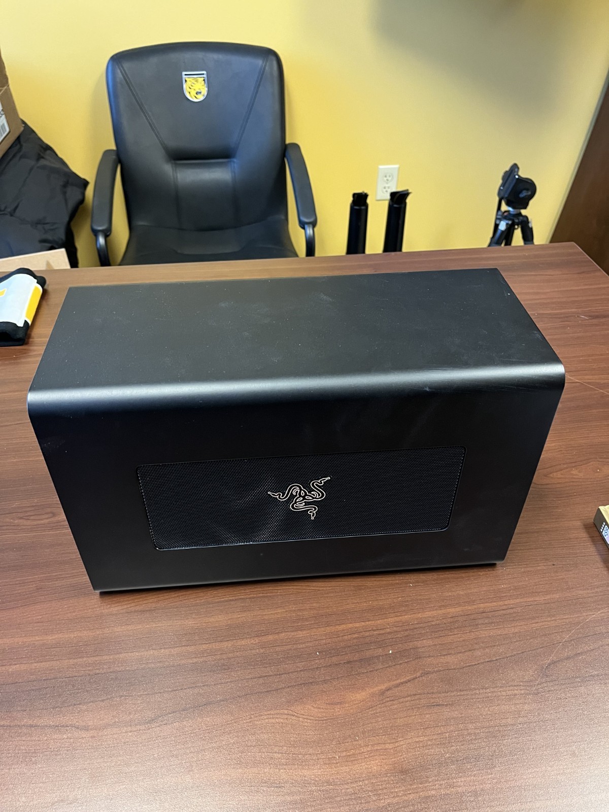 Razer Core X Chroma External GPU Enclosure bundle with MSI GeForce GTX 1660 6GB Razer Core X Chroma External GPU Enclosure bundle with MSI GeForce GTX 1660 6GB