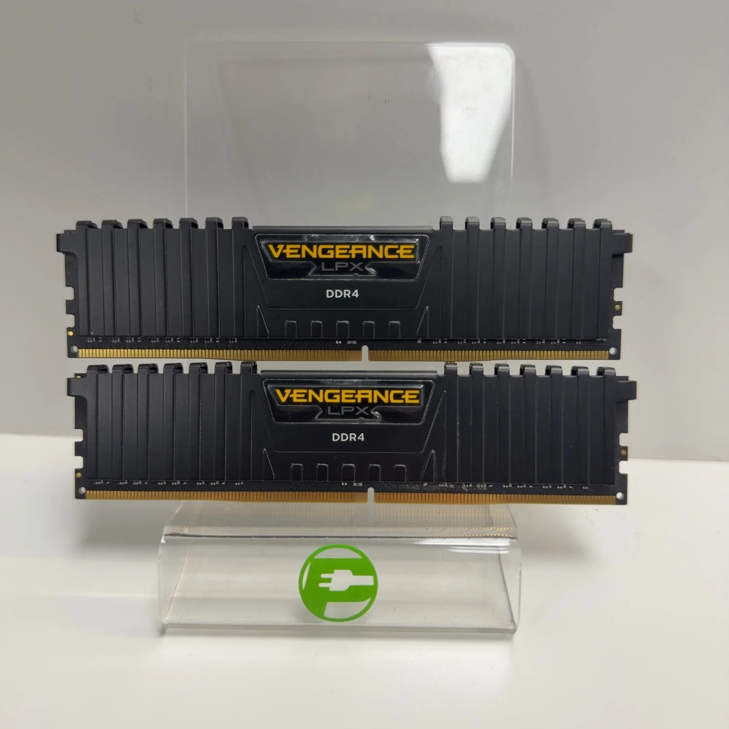 Corsair Vengeance LPX 16GB (2x8GB) RAM DDR4 3600MHz CMK16GX4M2B3200C16 Corsair Vengeance LPX 16GB (2x8GB) RAM DDR4 3600MHz CMK16GX4M2B3200C16