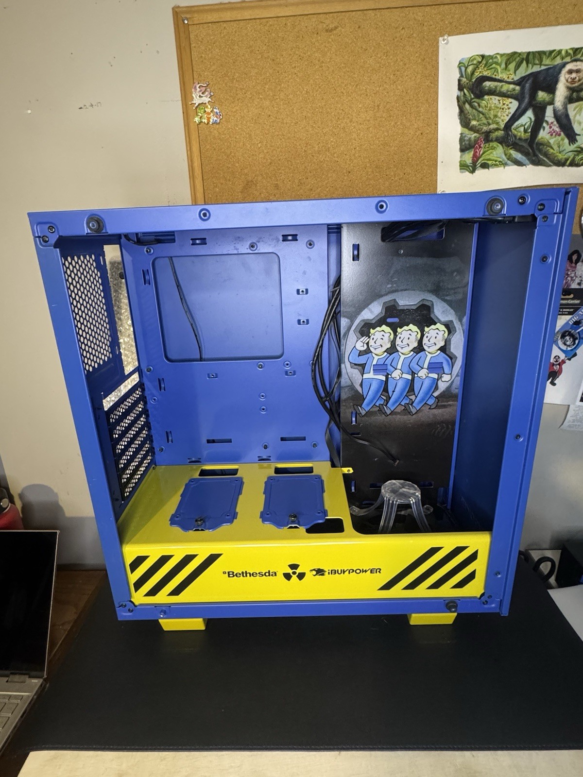 Limited Edition IBUYPOWER Fallout PC Case Used-Mint condition. **RARE** Complete Limited Edition IBUYPOWER Fallout PC Case Used-Mint condition. **RARE** Complete