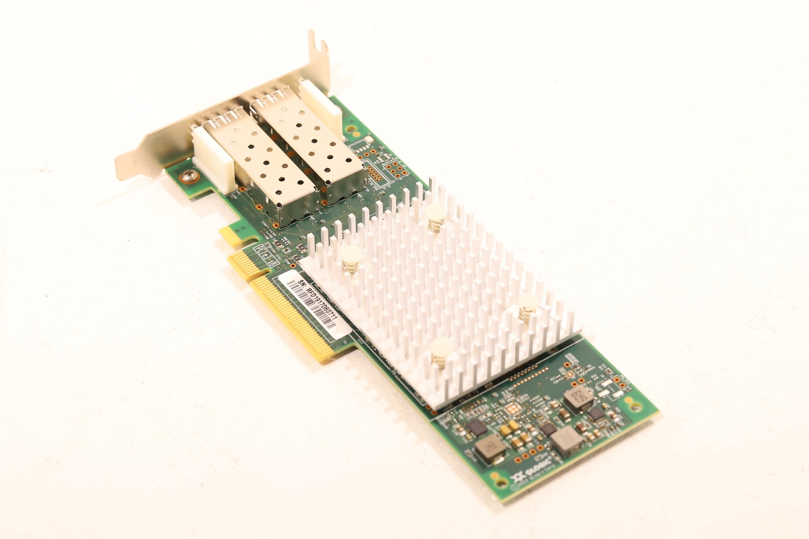 Lenovo QLE2692 Dual-Port 16GbE SFP+ PCIe x8 Host Bus Adapter FRU P/N: 01KR586 Lenovo QLE2692 Dual-Port 16GbE SFP+ PCIe x8 Host Bus Adapter FRU P/N: 01KR586