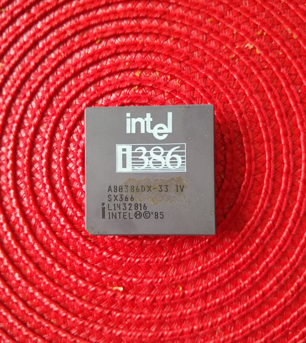 Intel 386DX-33  A80386DX 33 MHz i386 DX SX366 Ceramic  ✅ Very Rare Collectible