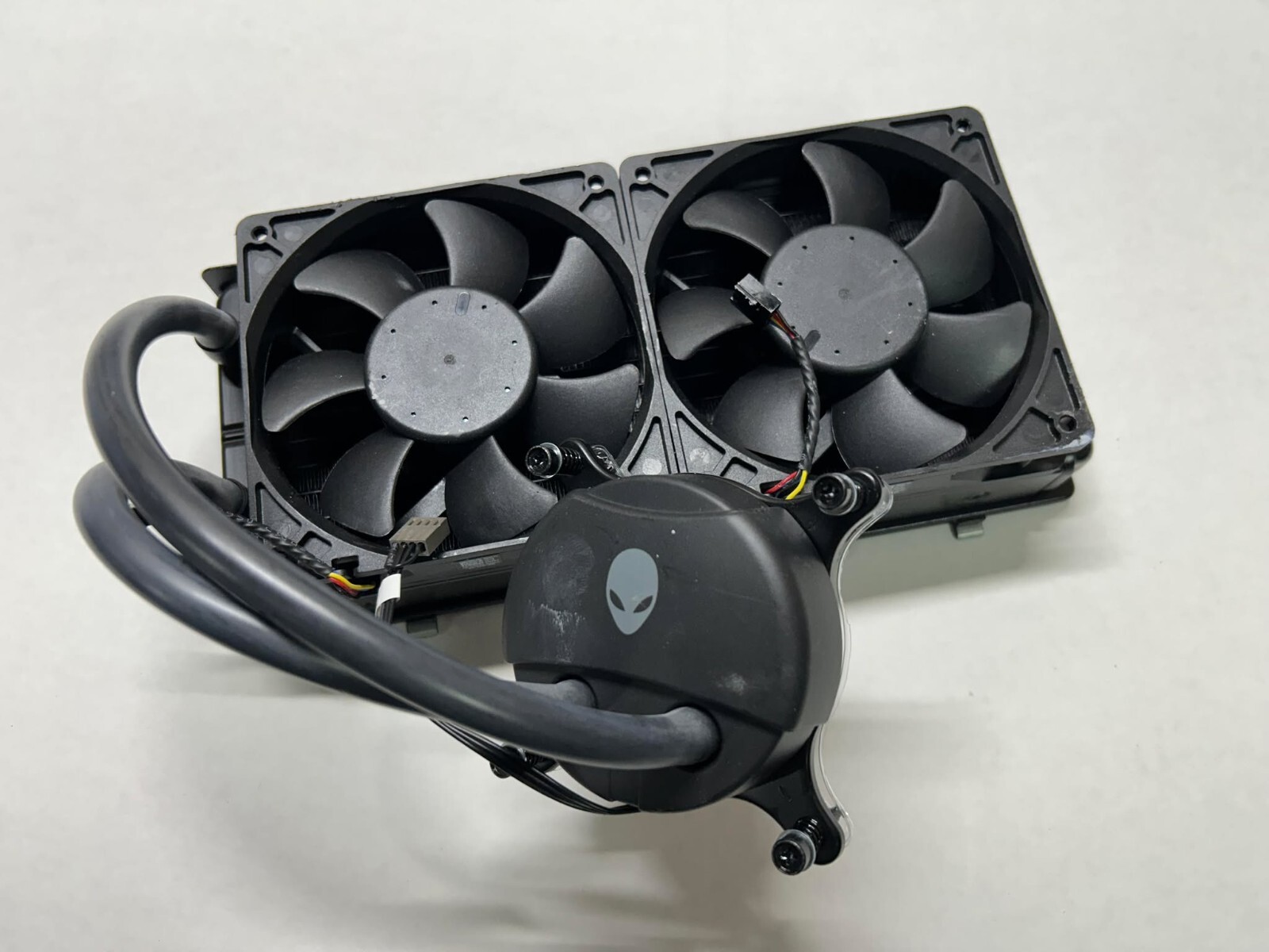 Dell Alienware Aurora 15 16 R15 R16 Fan Heatsink Liquid Cooler JRPPD P8XPF Dell Alienware Aurora 15 16 R15 R16 Fan Heatsink Liquid Cooler JRPPD P8XPF