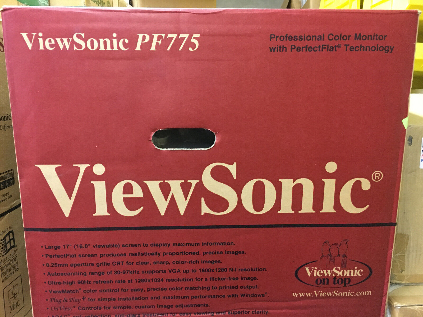 Vintage ViewSonic 17” CRT Monitor Professional Series PF775 Retro Gaming