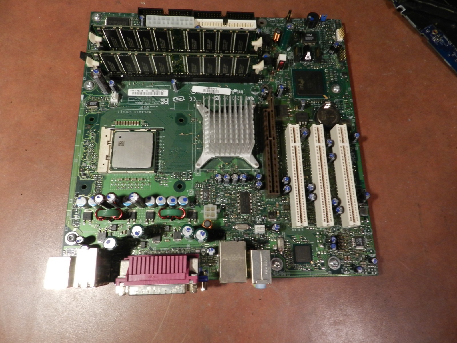 Gateway E4100 Intel D865glc / D865PESO / D865PCD Motherboard w/ P4 3GHz/ 2GB RAM Gateway E4100 Intel D865glc / D865PESO / D865PCD Motherboard w/ P4 3GHz/ 2GB RAM