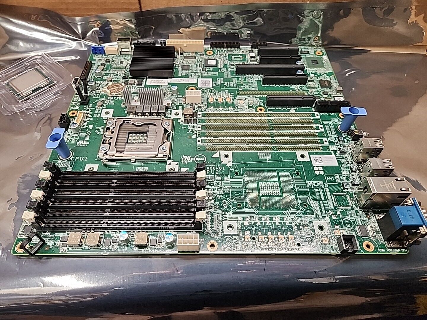 Dell PowerEdge T320 Server Motherboard 0MK701 with Intel Xeon 2.2GHz E5-2420 CPU