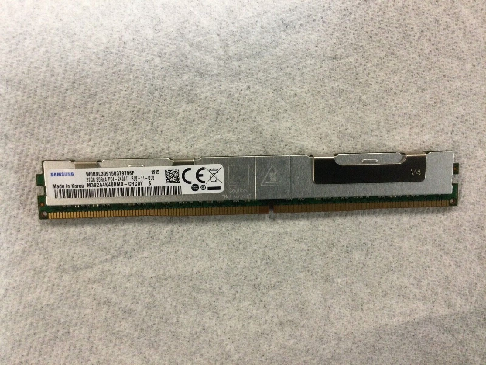 16GB 2RX4 PC4-17000 (DDR4-2133) ECC REG VLP SK Hynix HMA82GR8MMR4N-TF